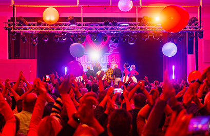 Finale von vorne MIT FOTOGRAF